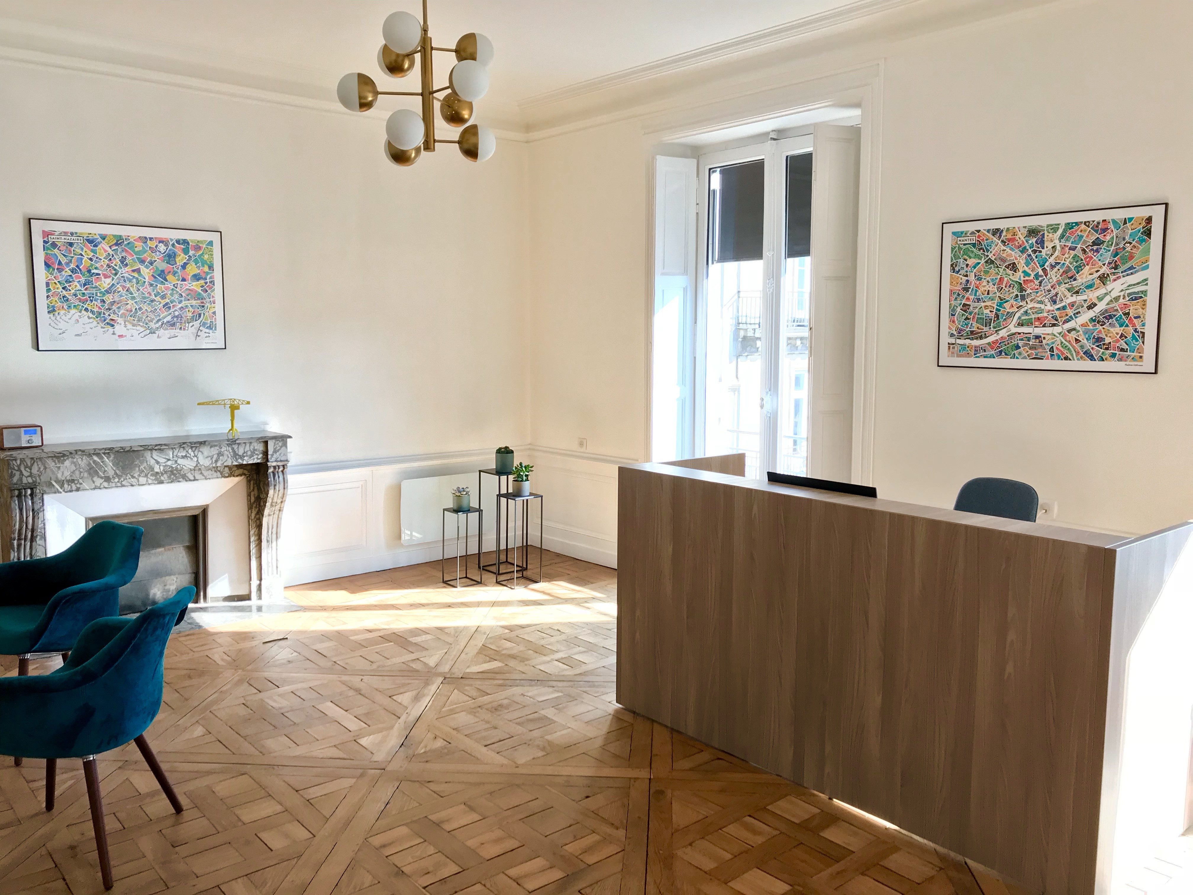 Salle d'accueil de l'étude de Me Romain MAGANA Notaire à Nantes
